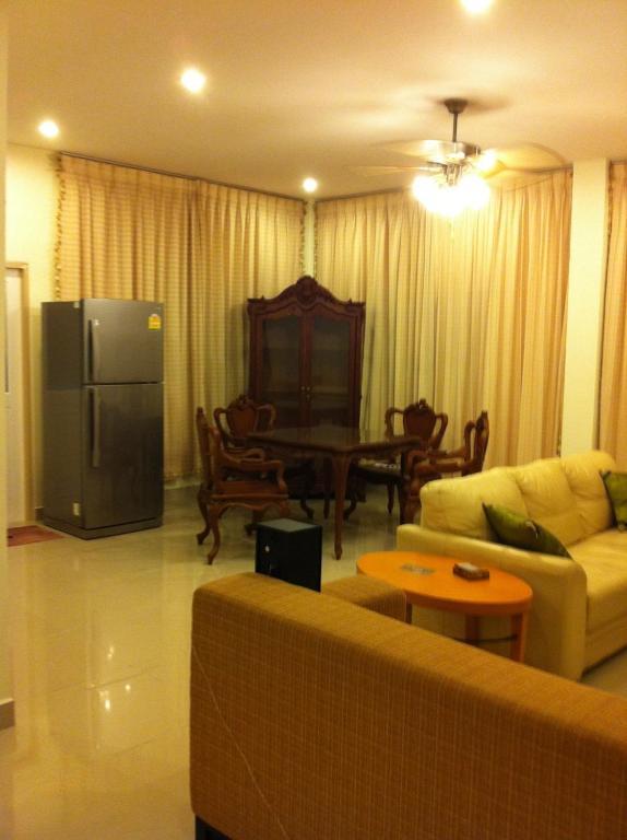 Thai Orange House Джомтьен Номер фото